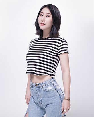 插美女网站舞蹈表演部部主任